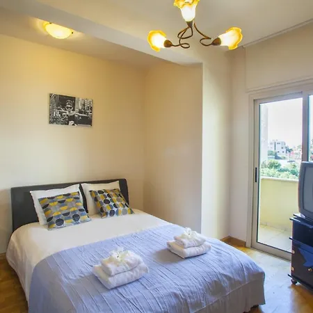 Imagine You And Your Family Renting This Perfect Holiday Apartment Minutes From The Beach, Larnaca Apartment 1390 לרנקה